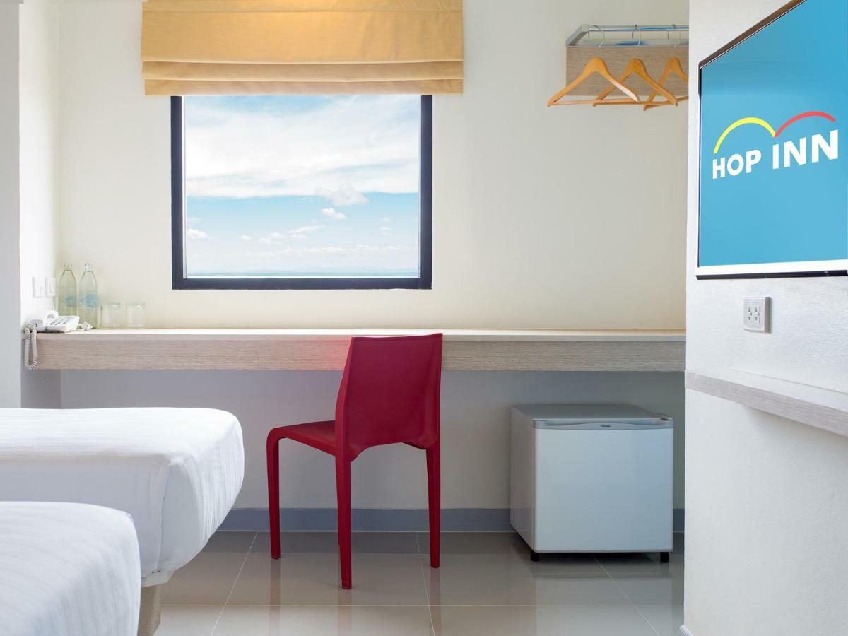 Hop Inn Chaengwattana Нонтабури Екстериор снимка