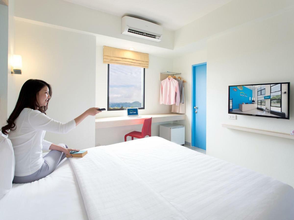 Hop Inn Chaengwattana Нонтабури Екстериор снимка